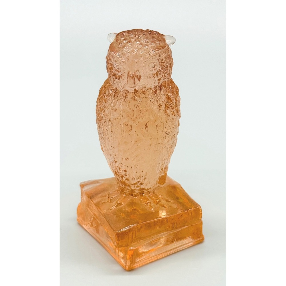 Degenhart Wise Ole Owl Figurine Clear Peach Bird‎ on Books Statue 3.5 inch